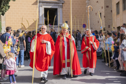 Processó de Palmes i Rams, al carrer de les Coques i el Pla de la Seu.