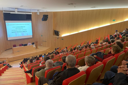 Presentació de l’Associació de Parkinson Reus- Baix Camp a l’Auditori de l’Hospital de Reus.