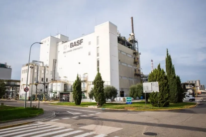 Planta de BASF a la Canonja.