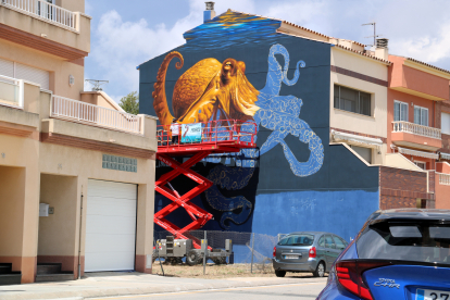 Un dels murals que hi ha a l'Ametlla de Mar.