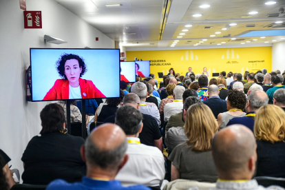 La secretària general d'ERC, Marta Rovira, intervenint a la reunió del Consell Nacional dels republicans per videoconferència