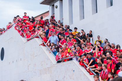 Imatges prèvies al partit entre el Nàstic i el Málaga