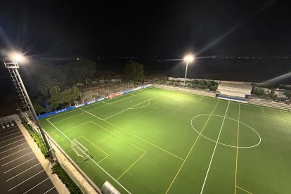 Enllumenat del camp de futbol de Vila-seca.