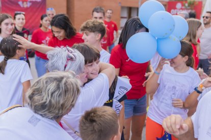 Imatge de l'acte de rebuda a la tricampiona Carla Plana.