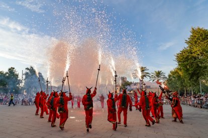 El dissabte a les 21.30 hores hi haurà la Trobada de Ball de Diables Tradicionals.