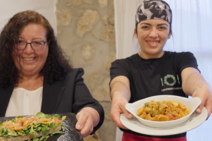 Núria Retamero i Yara Muñoz de l'Hostalet d'Arbolí.