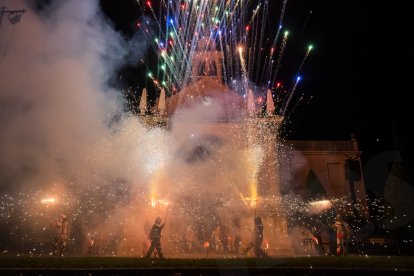 Baixada del Ball de Diables de Reus.