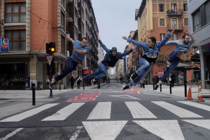 La companyia Brodas Bros presentarà ‘Topa’.