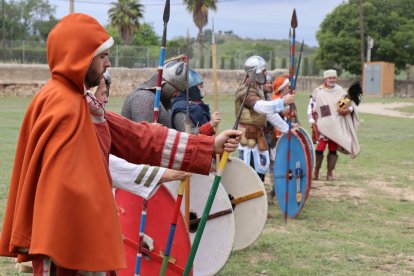 Imatge de la reconstrucció històrica dedicada a l’època tardoromana que se celebrarà al Conjunt romà de Centcelles.