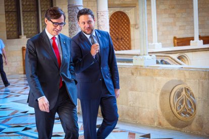 El president de la Generalitat, Salvador Illa, amb l'alcalde de Tarragona, Ruben Viñuales.