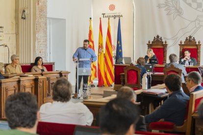 El portaveu d’En Comú Podem, Jordi Collado, durant una intervenció en un ple de l’any passat.