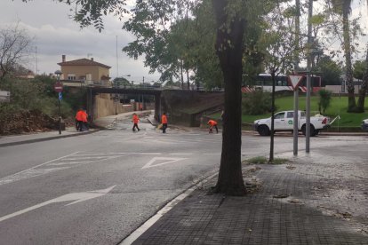 La Brigada Municipal treballa a les zones afectades.