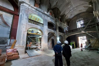 Visita a les obres de la segona fase de la rehabilitació de l'antiga església de Sant Francesc.