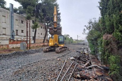 Obres al túnel de Roda de Berà.