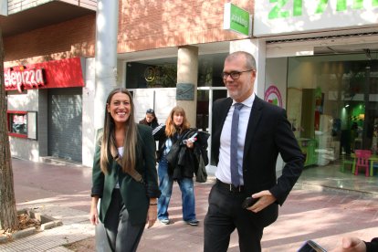 La portaveu de Junts per Catalunya al Congrés, Miriam Nogueras, amb el diputat per Tarragona, Josep Maria Cruset.