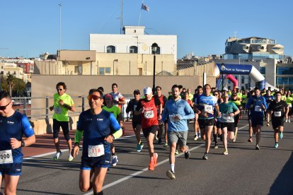 Imatge de la 13a Cursa per La Marató a Tarragona