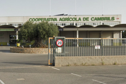 Exterior de la Cooperativa de Cambrils.