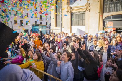 Imatge de la celebració de les campanades per als més petits de la casa a Corsini.