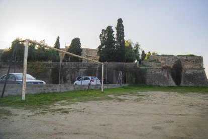 Els terrenys del Roqueral, propietat de l’Arquebisbat, estan catalogats com a zona esportiva.