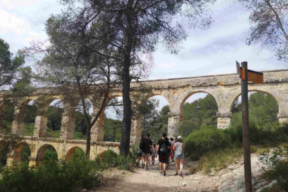 Imagen de una ruta en el Pont del Diable.