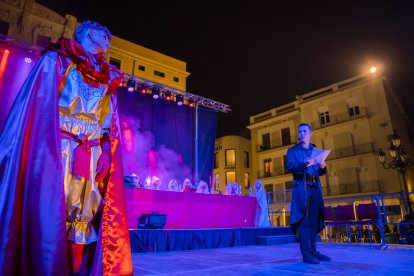 Imatge del pregó de Sa Majestat el Rei Carnestoltes de Reus.