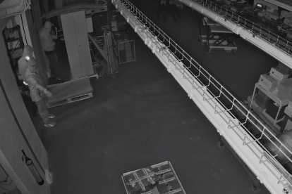 Robatori de metall a empreses del Baix Camp