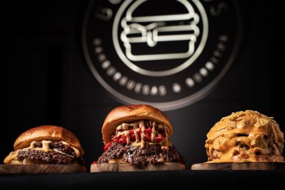 Imagen de varias hamburguesas del Burguitos.