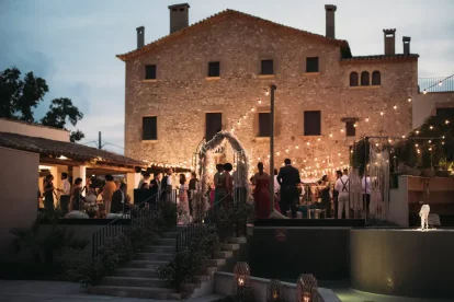 Imatge d'una boda celebrada a la Masía Can Martí de la Riera de Gaià.