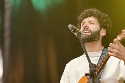 Imatge d’arxiu del cantant flixenc Andreu Peral en concert.