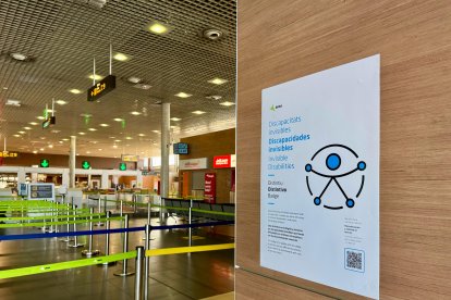 Imatge del nou distintiu de discapacitats invisibles.