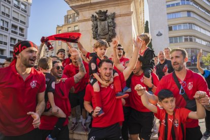 Celebració de l’ascens a Segona RFEF del Reus FC Reddis.