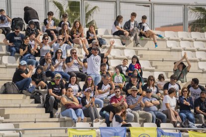 Las graderías de la piscina Sylvia Fontana estaban cargadas de familiares.