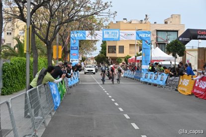L'esprint final que ha decidit la victòria a la mateixa línia d'arribada.