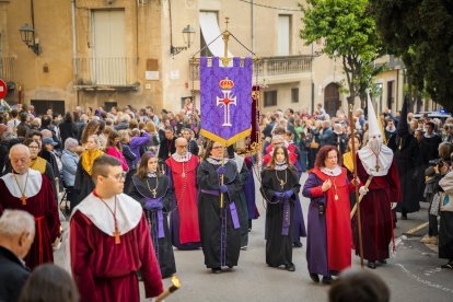 Viacrucis procesional del Lunes Santo en Tarragona.