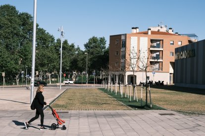 Imatge d'un dels solars oferits a la Generalitat per construir habitatges.