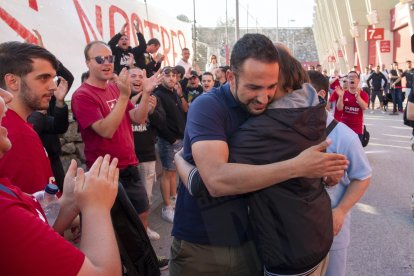Despedida de la afición a Dani Vidal.