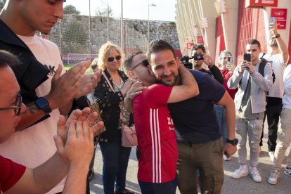 Despedida de la afición a Dani Vidal.