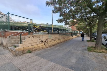 L’Ajuntament ha inscrit en el registre de la Generalitat de Catalunya alguns solars municipals del centre de la ciutat, com el de l’avinguda Vidal i Barraquer número 30.