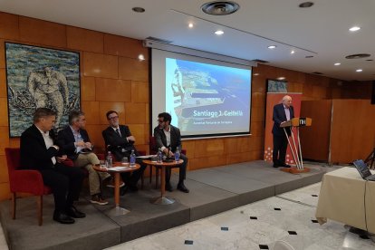 Fotografia del col·loqui organitzat per la Fundació Gresol a l’Hotel NH Ciutat de Reus.