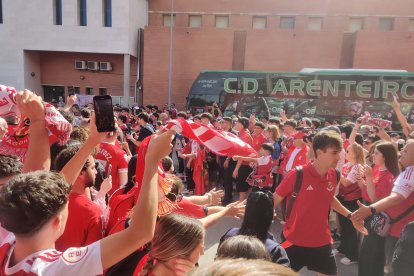 El moment de la rebuda.