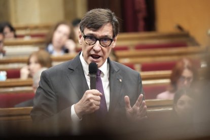 Imatge d'arxiu del president de la Generalitat, Salvador Illa, al Parlament