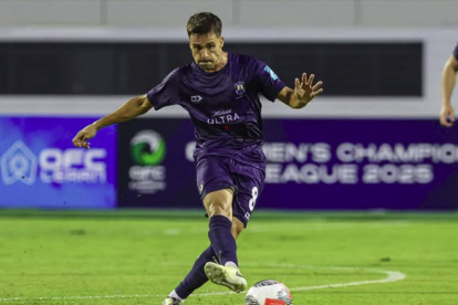 Imatge de Gerard Garriga amb l'Auckland City.