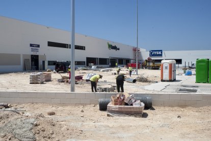 Imatge de com es troben les obres del nou centre comercial de Tarragona.