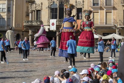 El gegant Indi es va tornar a mostrar en públic després de la seva reconstrucció facial.