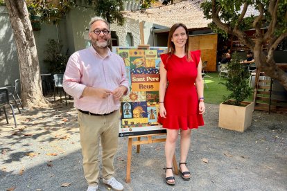 L'alcaldessa i el regidor de Cultura presenten la convidada d'honor i els abanderats de Sant Pere 2025.