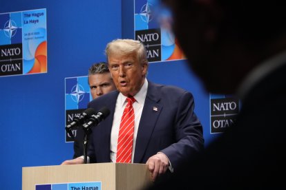El president dels Estats Units, Donald Trump, durant la roda de premsa posterior a la cimera de l'OTAN celebrada a la Haia