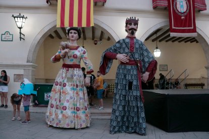 El Pintxo i la Pintxa, gegants que un estudi atribueix a Carles Morató