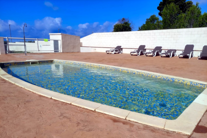 Imatge d'arxiu de la piscina petita.