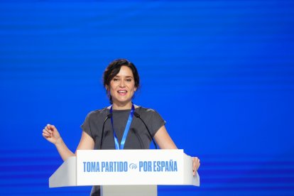 La presidenta de la Comunitat de Madrid, Isabel Díaz Ayuso, al congrés del PP