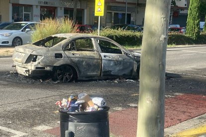 Cotxe calcinat Reus